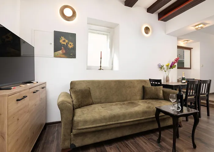 Susanne I Nikoleta * Punat