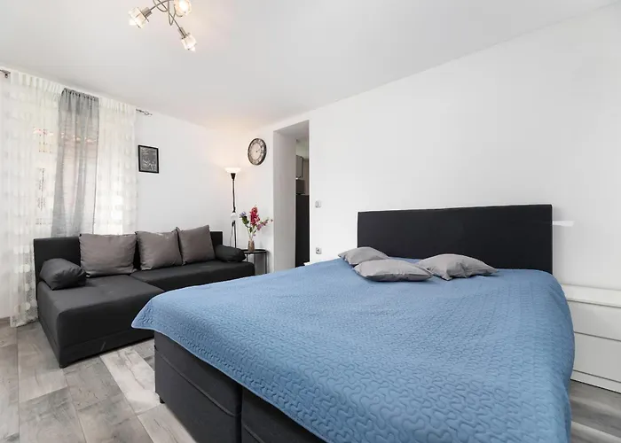 Susanne I Nikoleta * Punat