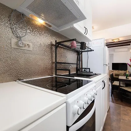 Apartment Susanne I Nikoleta Punat